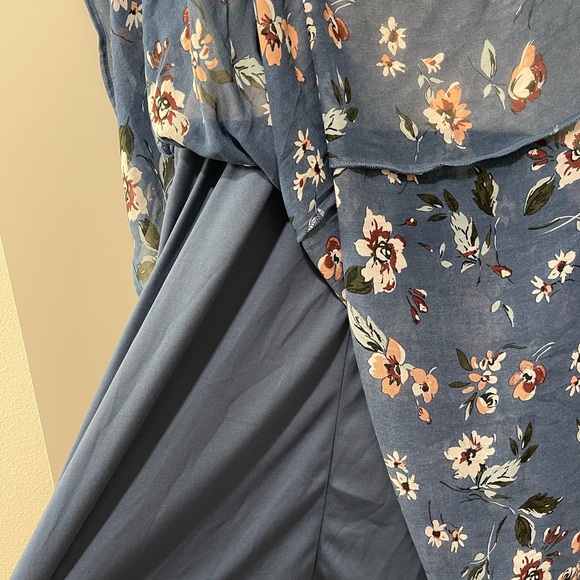 High-Low Dress - Picture 6 of 9